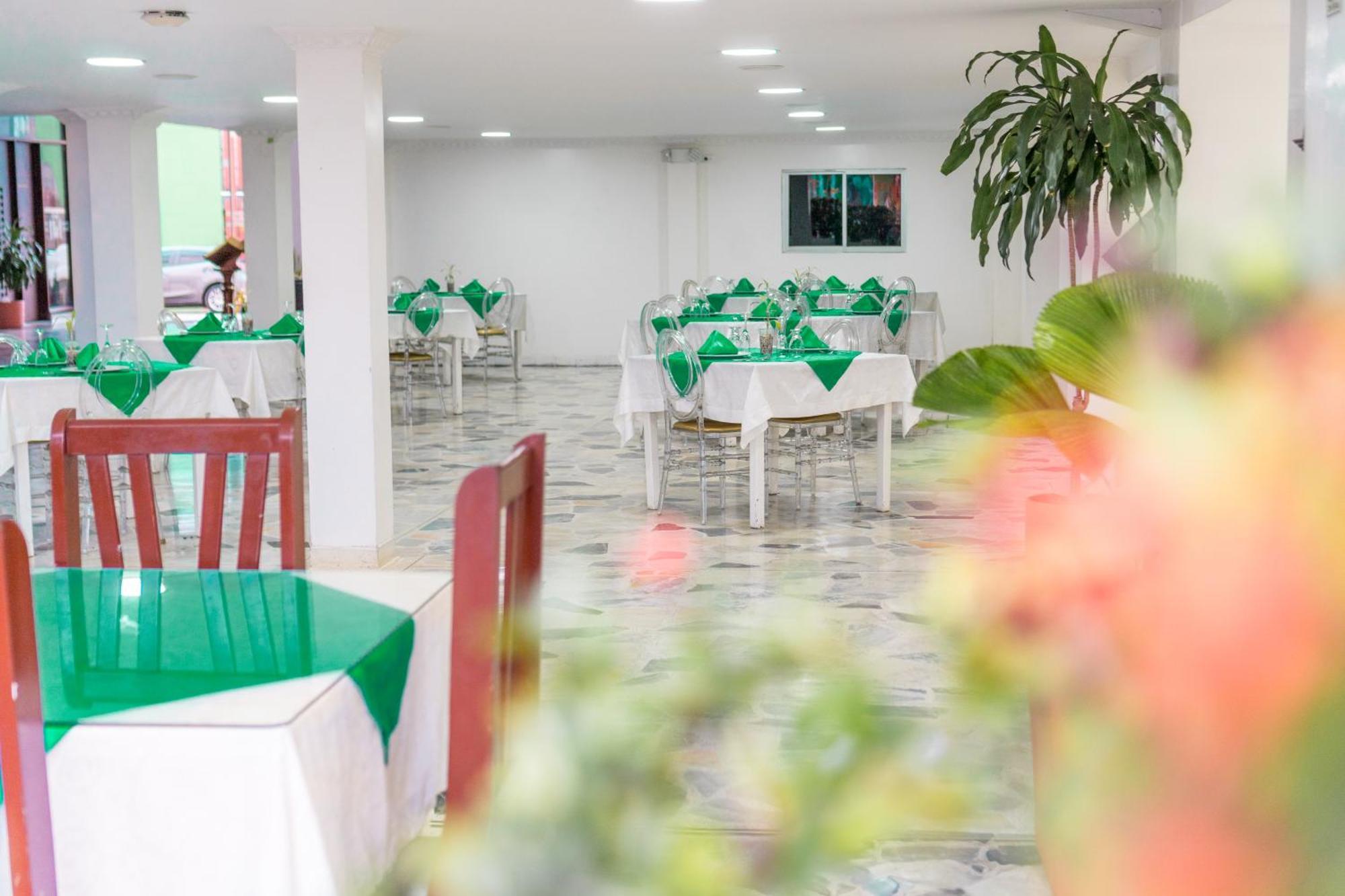 Hotel Caqueta Real Hsc Florencia  Exterior photo
